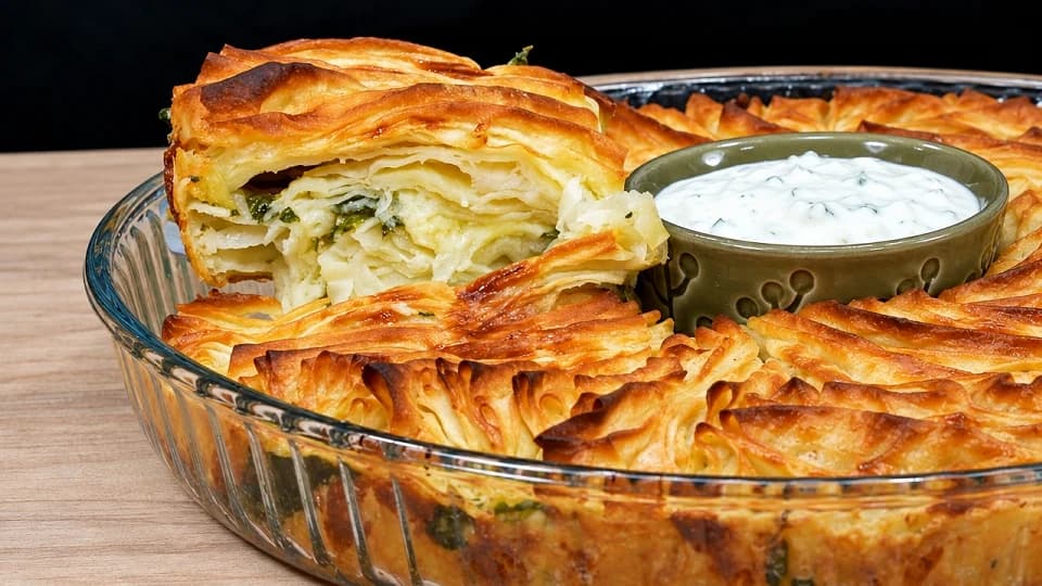 Su Böreği Tadında Pileli Börek