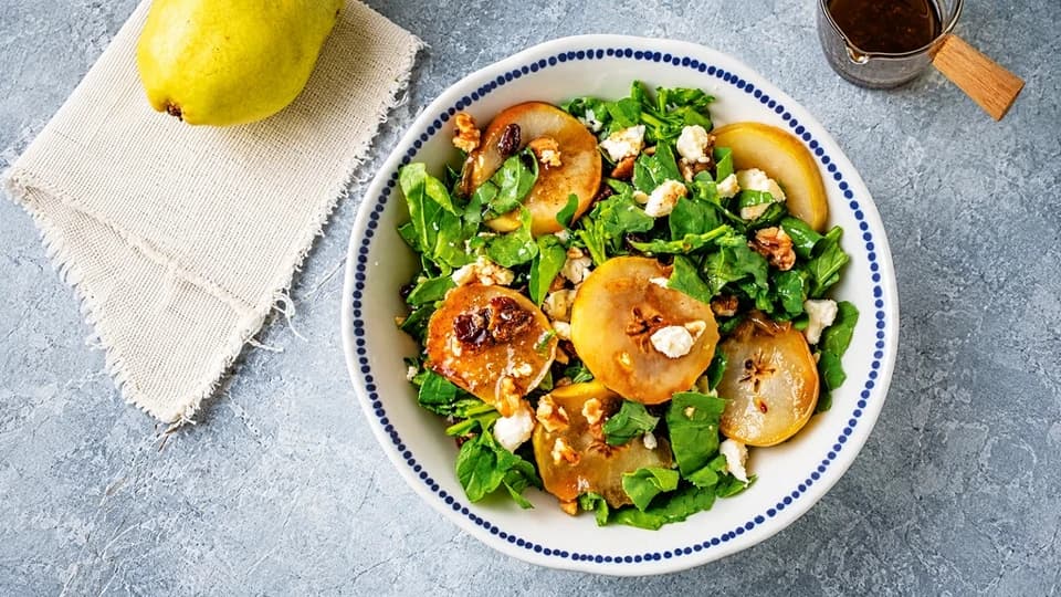 Karamelize Armutlu Roka Salatası