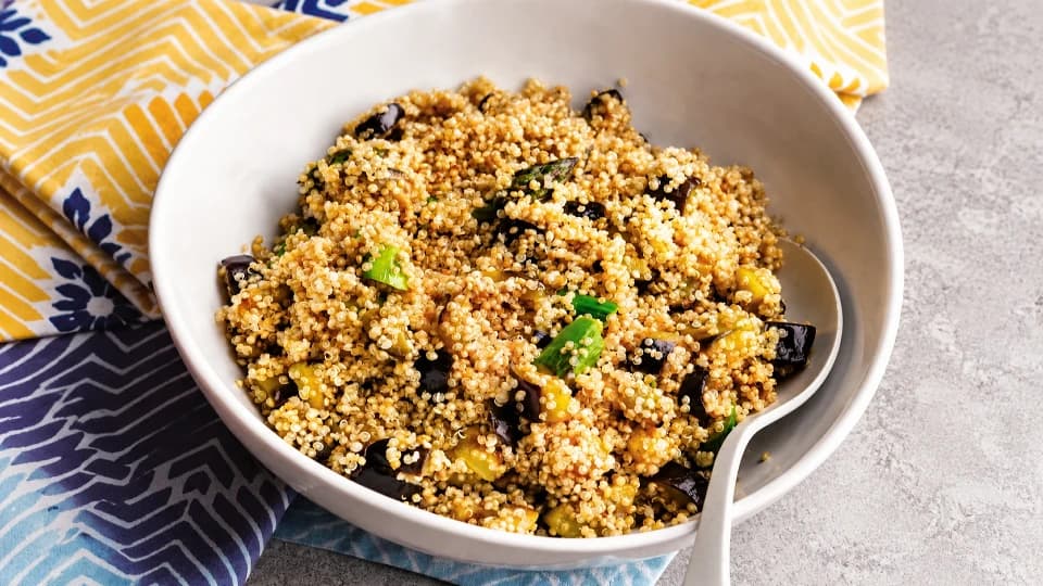 Patlıcanlı Kuşkonmazlı Salata