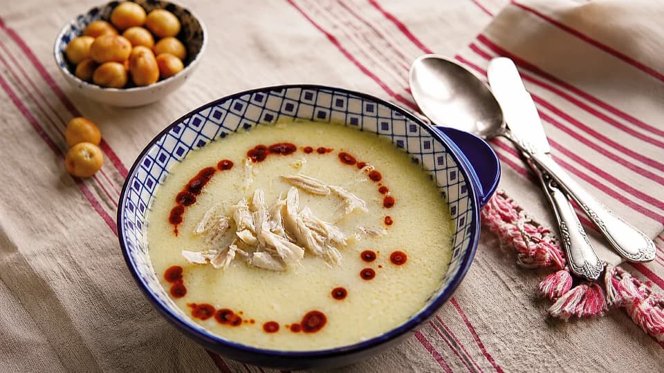 Tavuklu Paça Çorbası