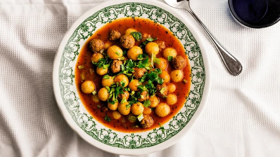 Köfteli Bulgur Yemeği