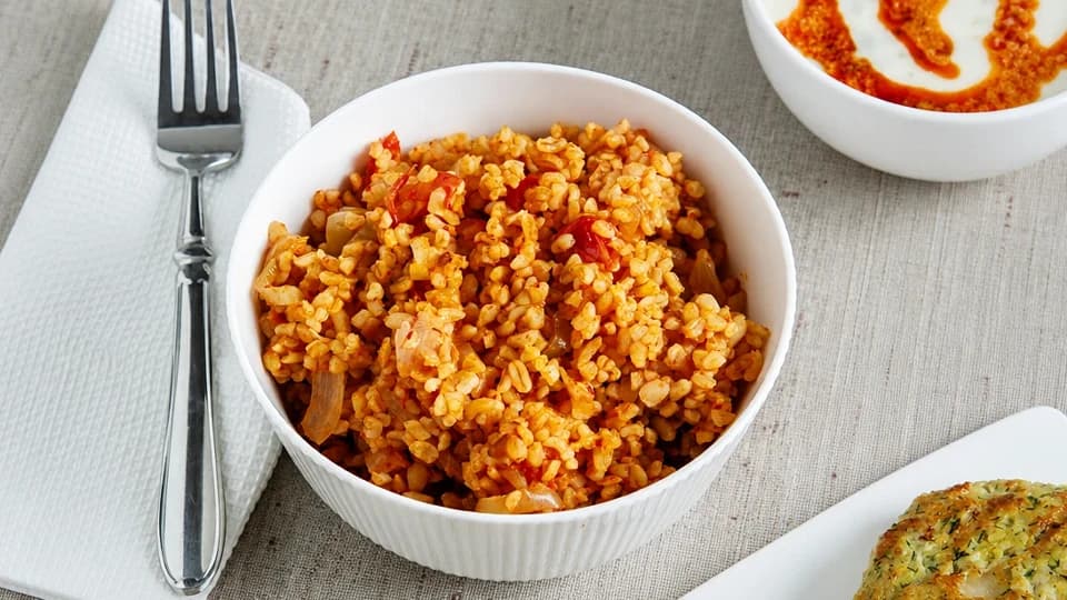 Domatesli Biberli Bulgur Pilavı
