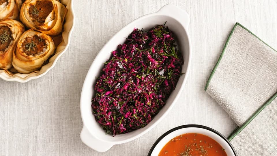 Dereotlu Mor Lahana Salatası