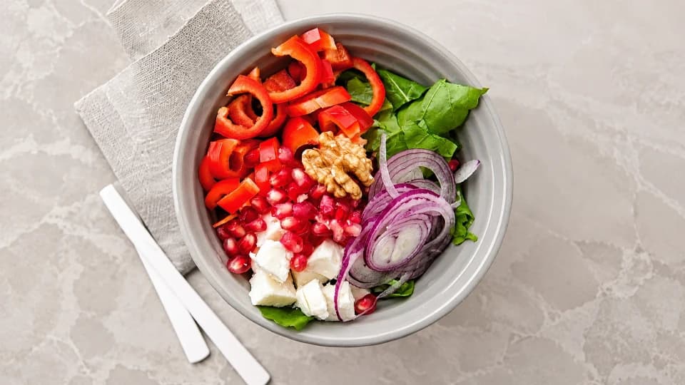Rokalı Mevsim Salatası