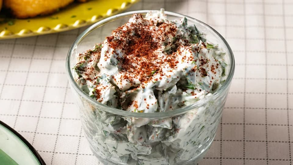 Taze Naneli Yoğurtlu Salata