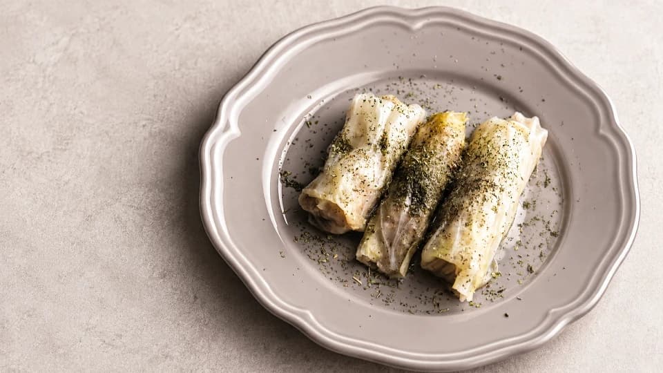 Fıstıklı Kestaneli Lahana Sarması