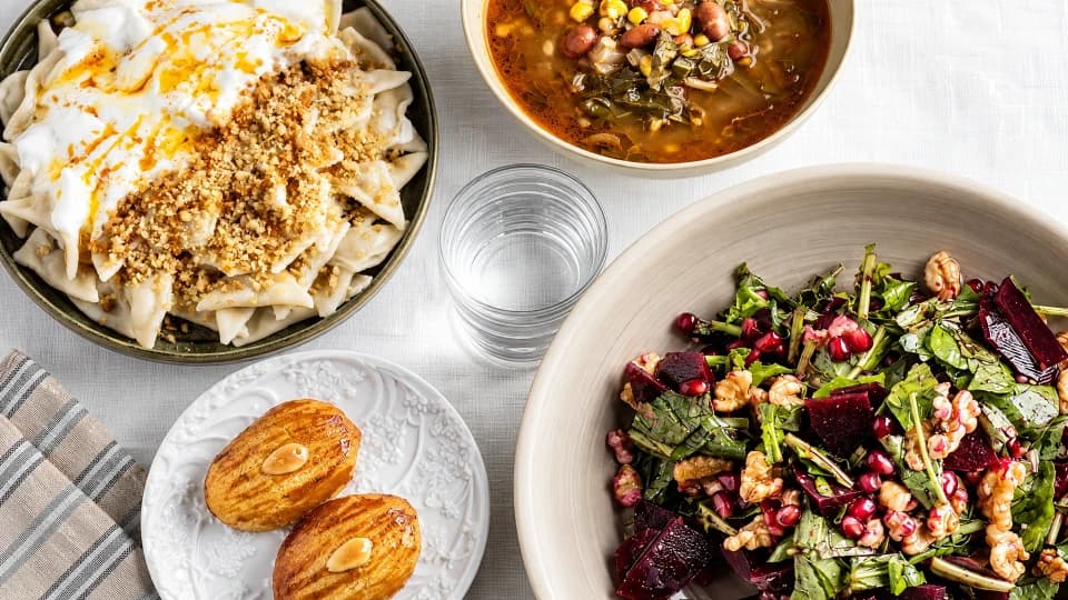 Cevizli Rokalı Pancar Salatası