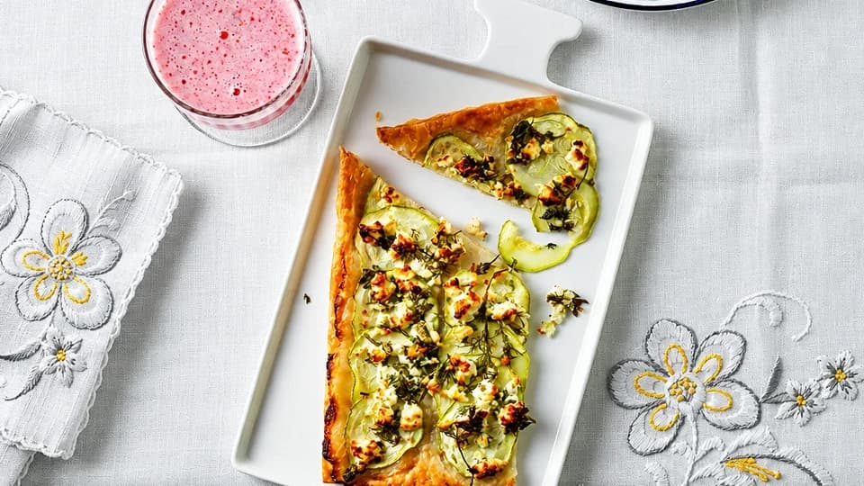 Kabaklı Dereotlu Peynirli Börek