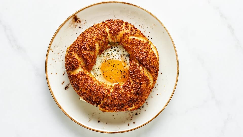Simit Yatağında Yumurta