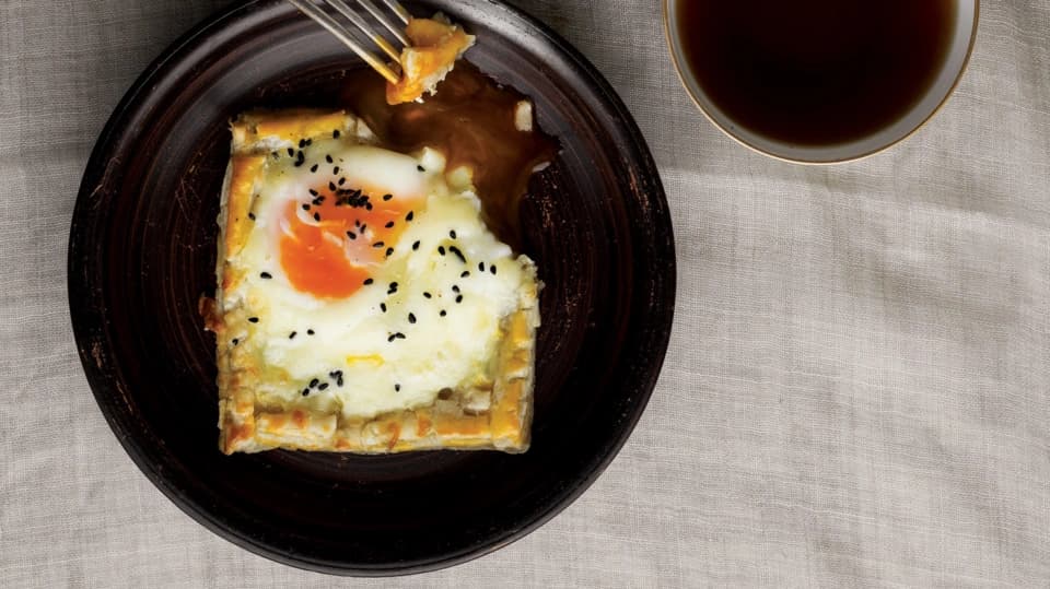 Milföy Hamuru ile Yumurtalı Pide