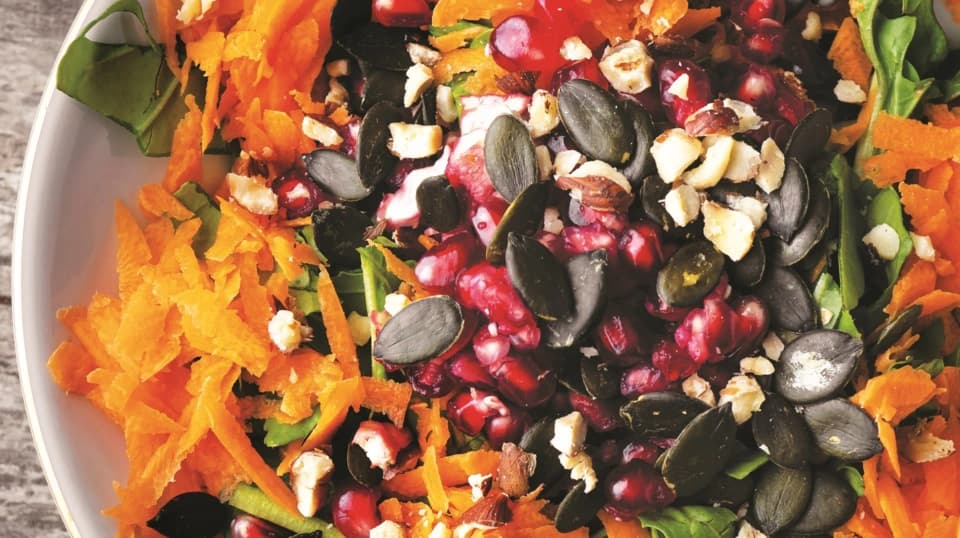 Rokalı Havuçlu Narlı Salata