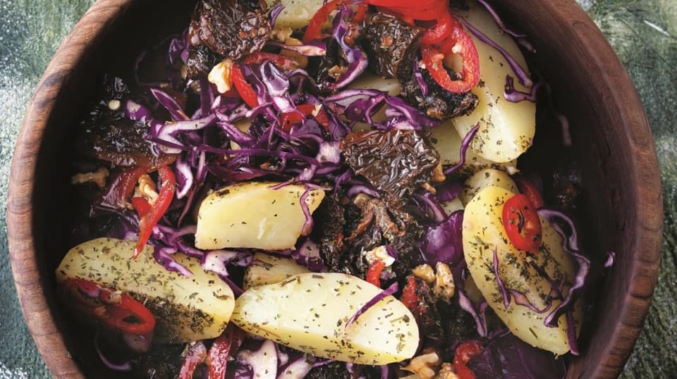 Kuru Domatesli Patates Salatası
