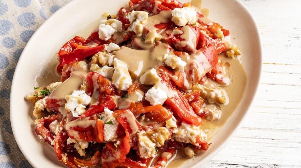 Tahinli Köz Biberli Salata
