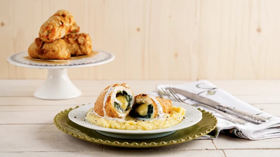 Ispanaklı Kremalı Tavuk Sarma ve Patates Püresi