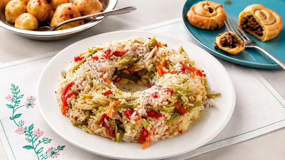 Fasulyeli Tavuklu Pilav