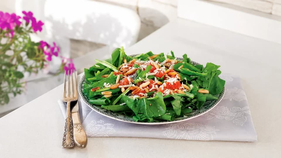 Kuzu Kulağı Salatası