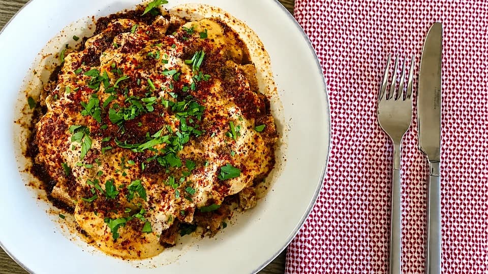 Humus Paçası