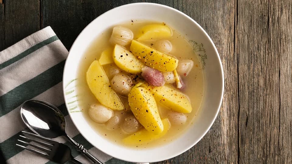 Kemik Suyuna Patates Yemeği