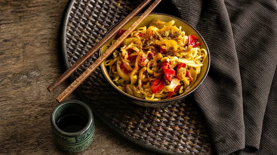 Körili Sebzeli Noodle