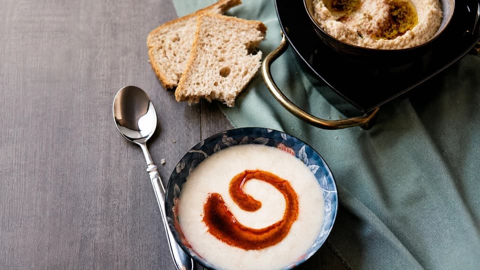 Soslu Sıkma Tarhana Çorbası