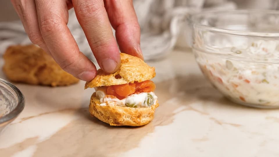 Somon ve Rus Salatalı Gougères