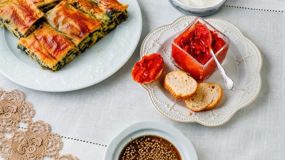 Balkan Soslu Lutenitsa