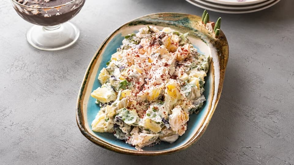 Yoğurtlu Patatesli Salata