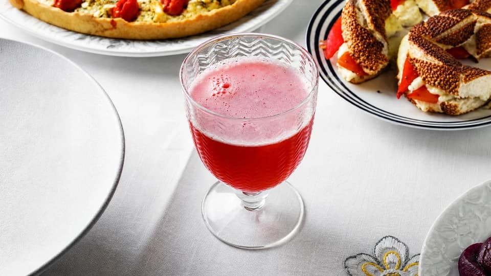 Taze Naneli Çilekli Limonata