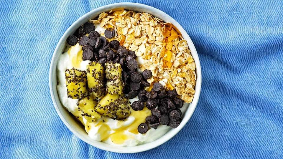 Ananaslı Müsli