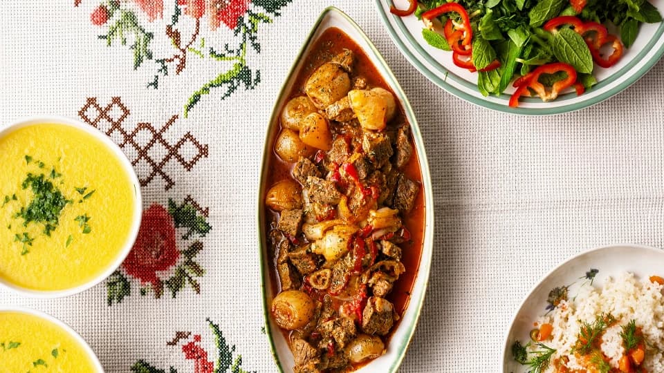 Arpacık Soğanlı Tas Kebabı