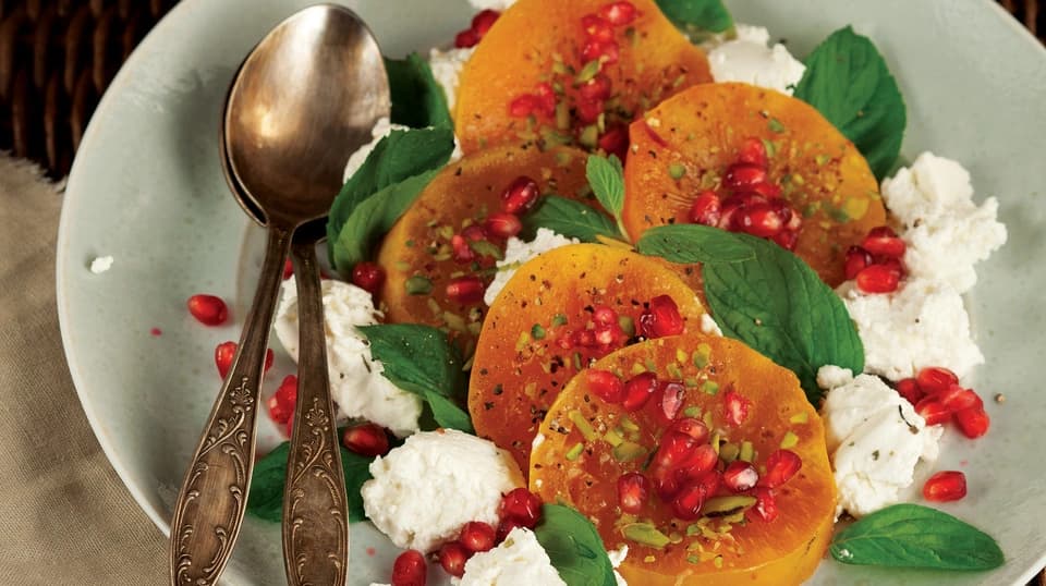 Cennet Hurmalı Lorlu Salata